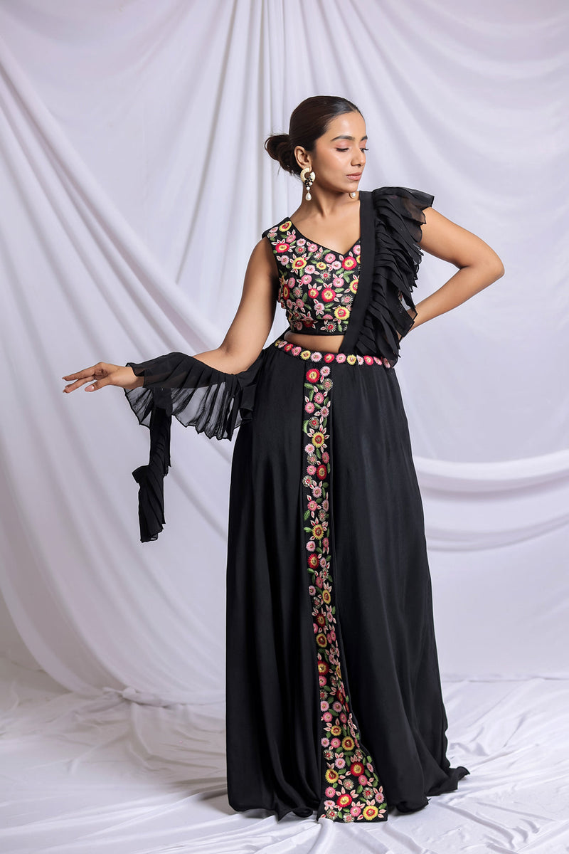 BLACK ROYALE SKIRT SET